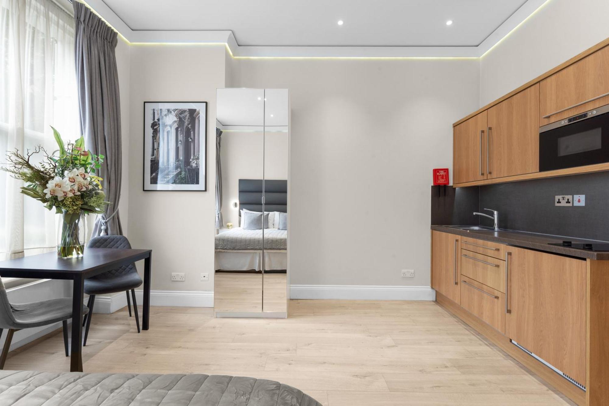 Cleveland Residences Russell Square Londra Exterior foto
